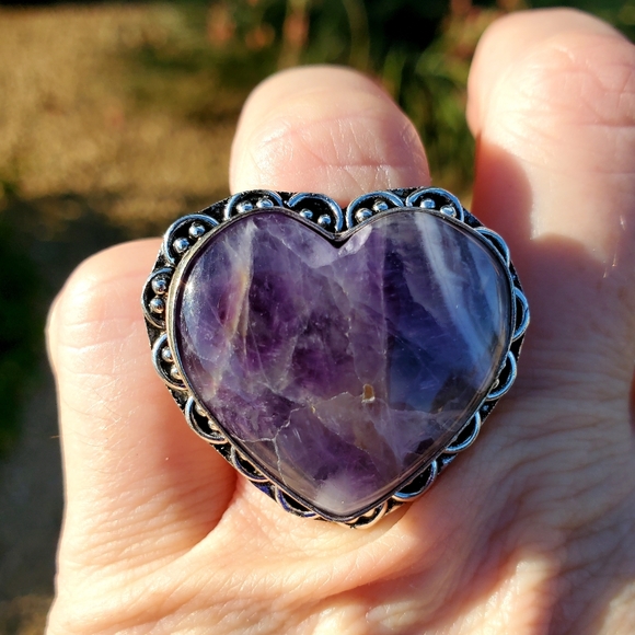 New Unique Heart Shaped Chevron Amethyst 925 Silver Statement Ring. - Picture 2 of 16